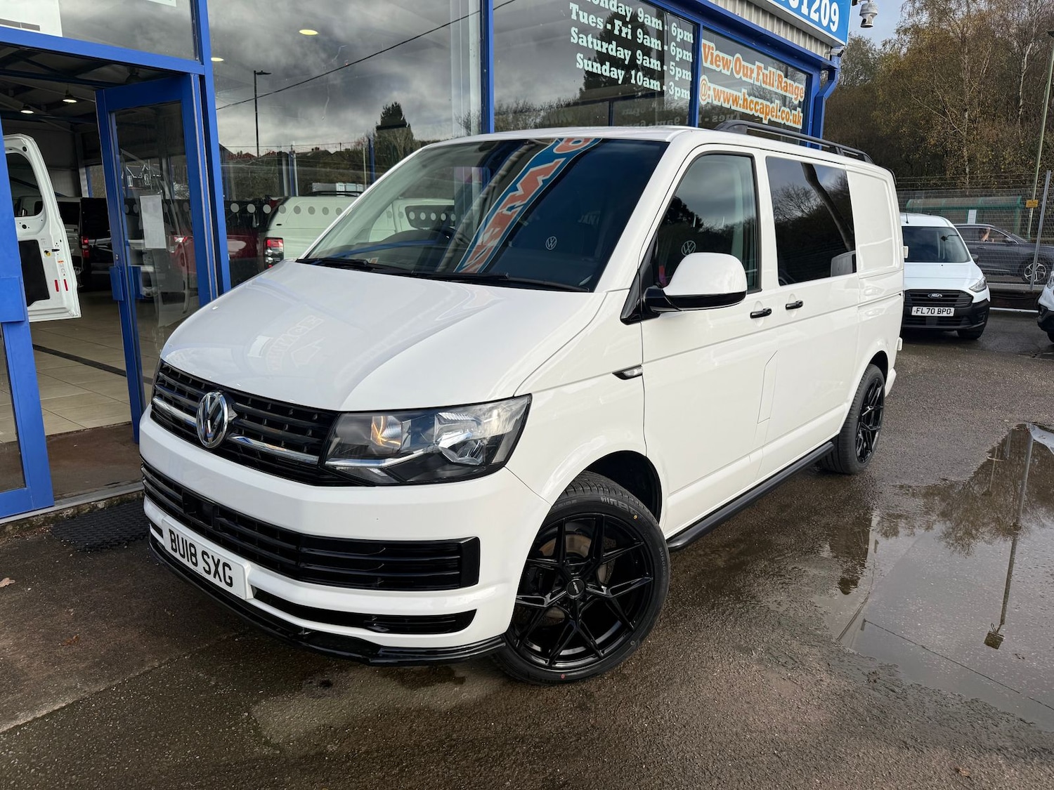 Used Volkswagen Transporter 2018 for sale - 76593569: Photo 1