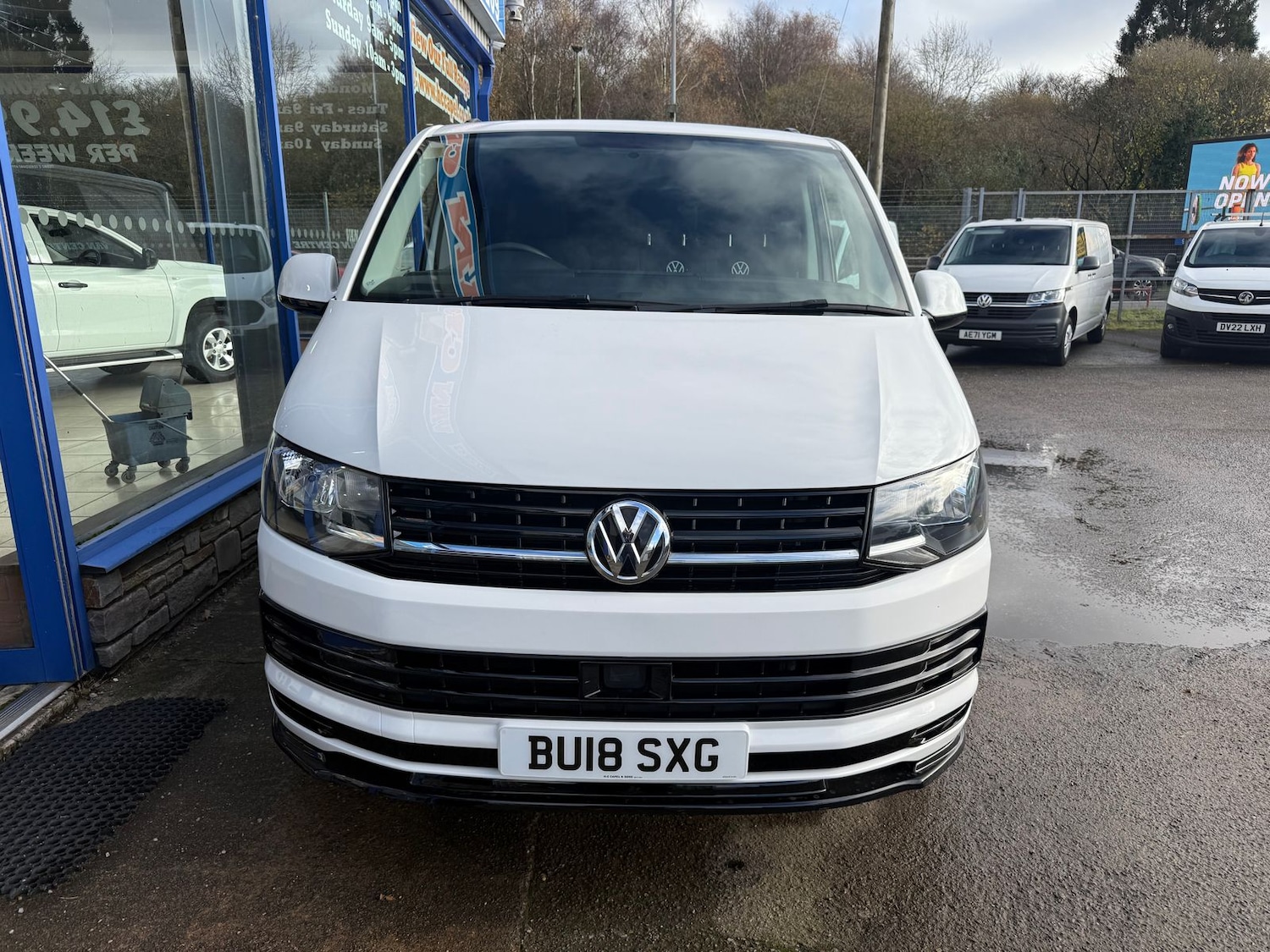 Used Volkswagen Transporter 2018 for sale - 76593569: Photo 2