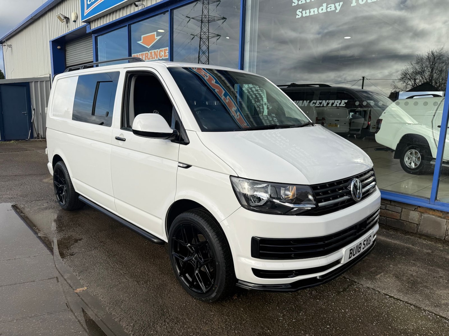 Used Volkswagen Transporter 2018 for sale - 76593569: Photo 8