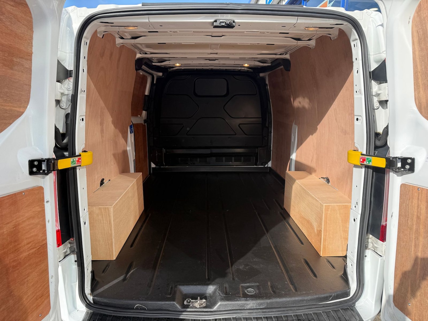 Used Ford Transit Custom 2019 for sale - 76176229: Photo 19