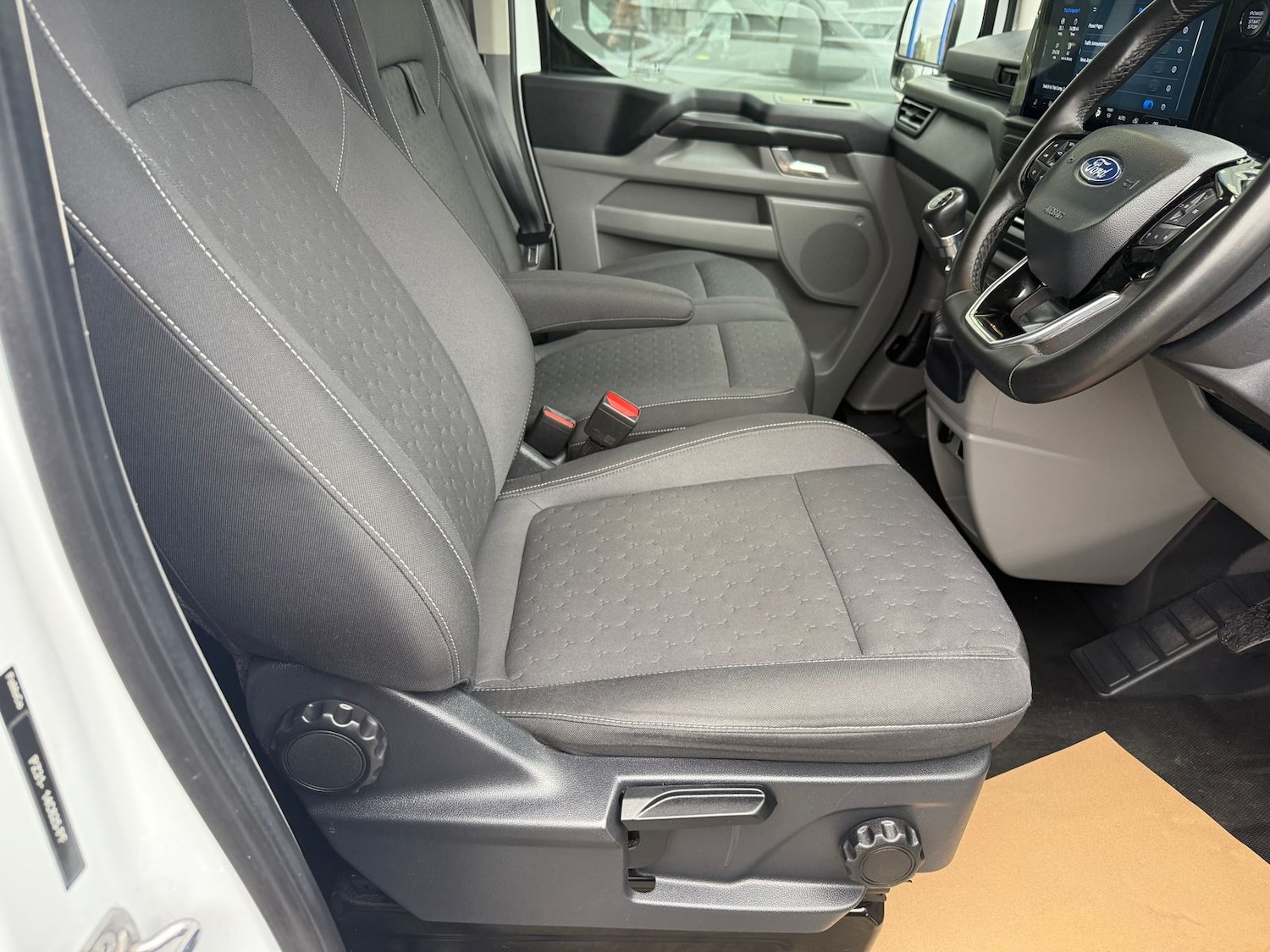 Used Ford Transit Custom 2024 for sale - 76176230: Photo 11