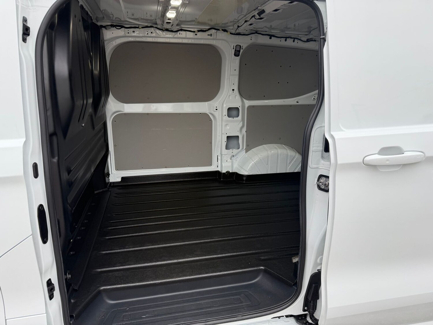 Used Ford Transit Custom 2024 for sale - 76176230: Photo 21