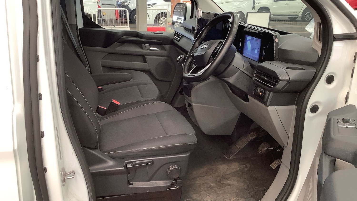 Used Ford Transit Custom 2024 for sale - 76176230: Photo 6