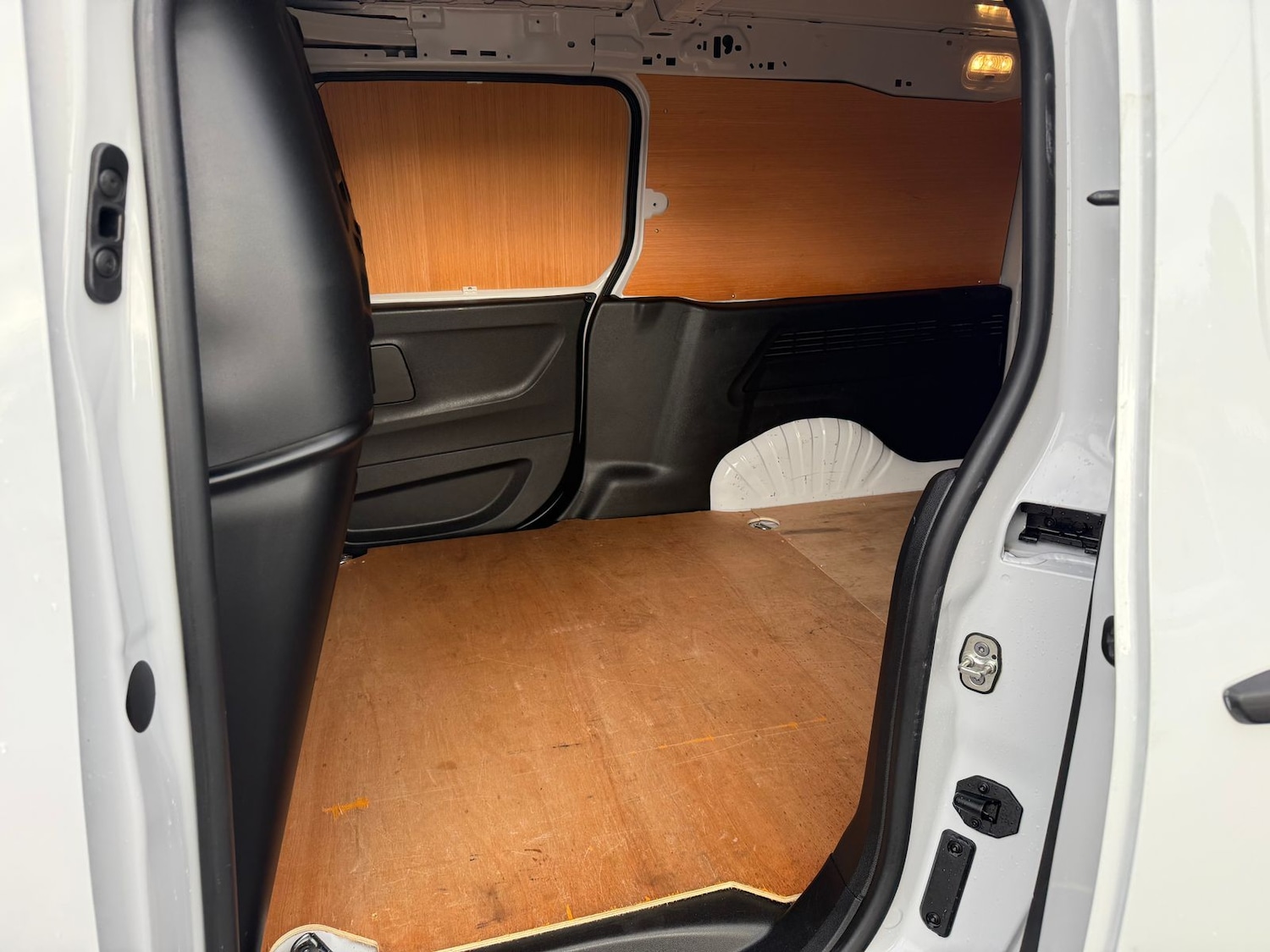 Used Vauxhall Combo 2024 for sale - 76023131: Photo 21