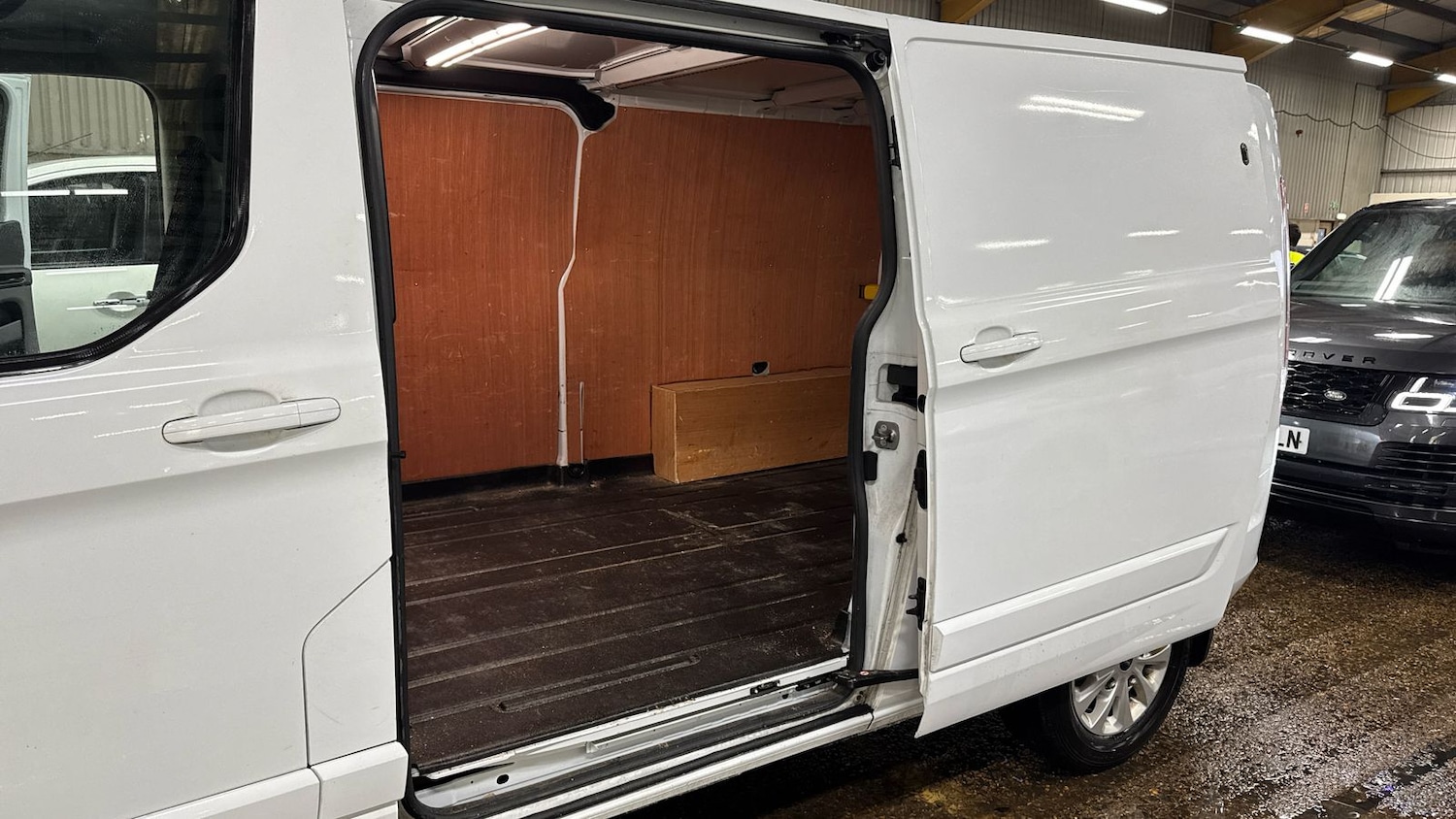 Used Ford Transit Custom 2022 for sale - 77256589: Photo 8