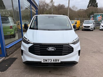 Used Ford Transit Custom 2024 for sale - 78103131: Photo