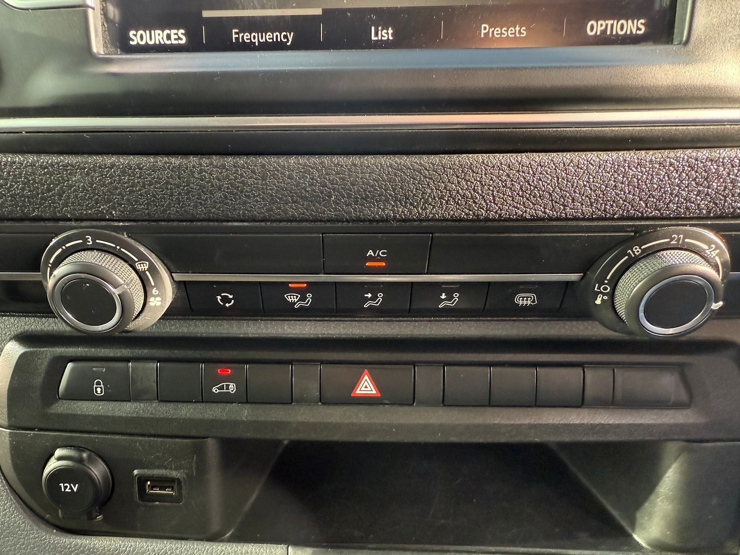 Used Vauxhall Vivaro 2023 for sale - 77018470: Photo 14