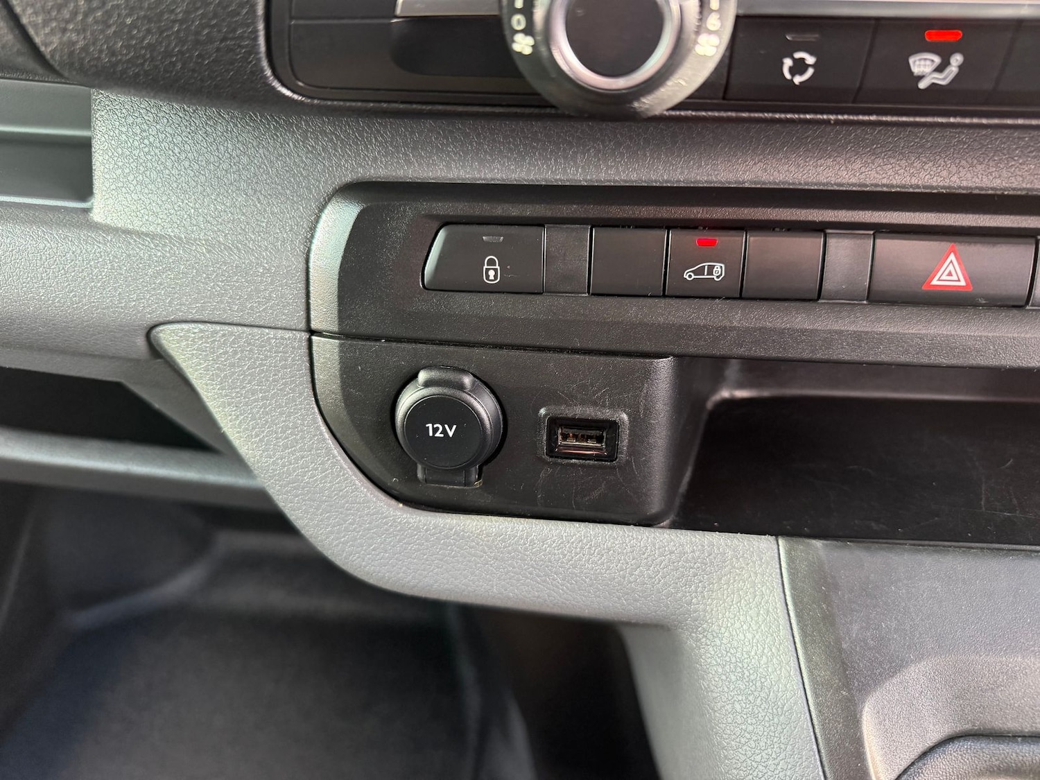 Used Vauxhall Vivaro 2023 for sale - 77018470: Photo 18