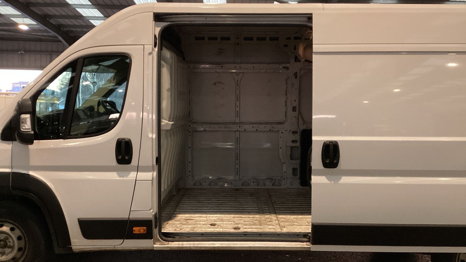 Used Citroen Relay 2023 for sale - 77256586: Photo 8