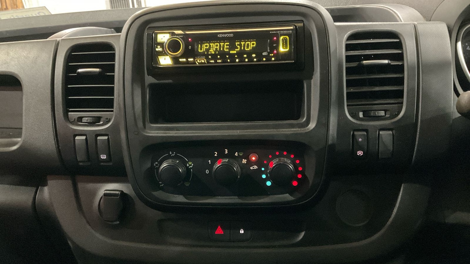 Used Renault Trafic 2021 for sale - 77232320: Photo 7