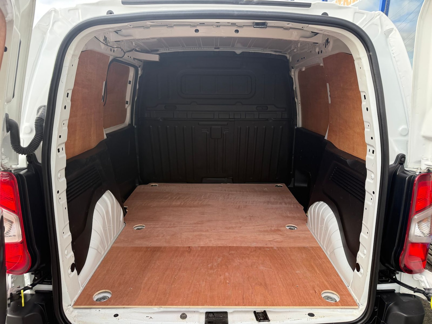 Used Peugeot Partner 2020 for sale - 76514667: Photo 16