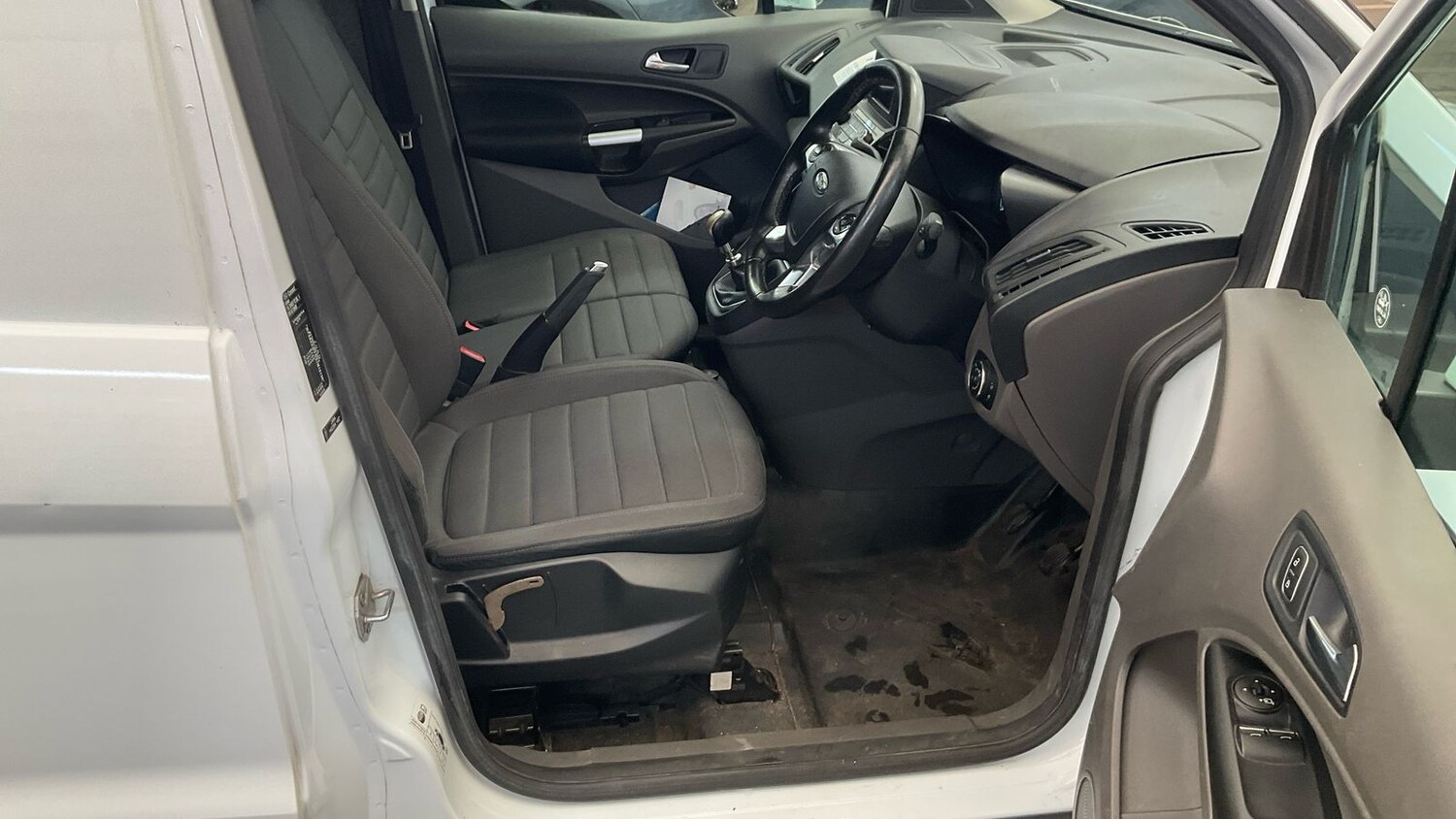 Used Ford Transit Connect 2018 for sale - 78103135: Photo 6