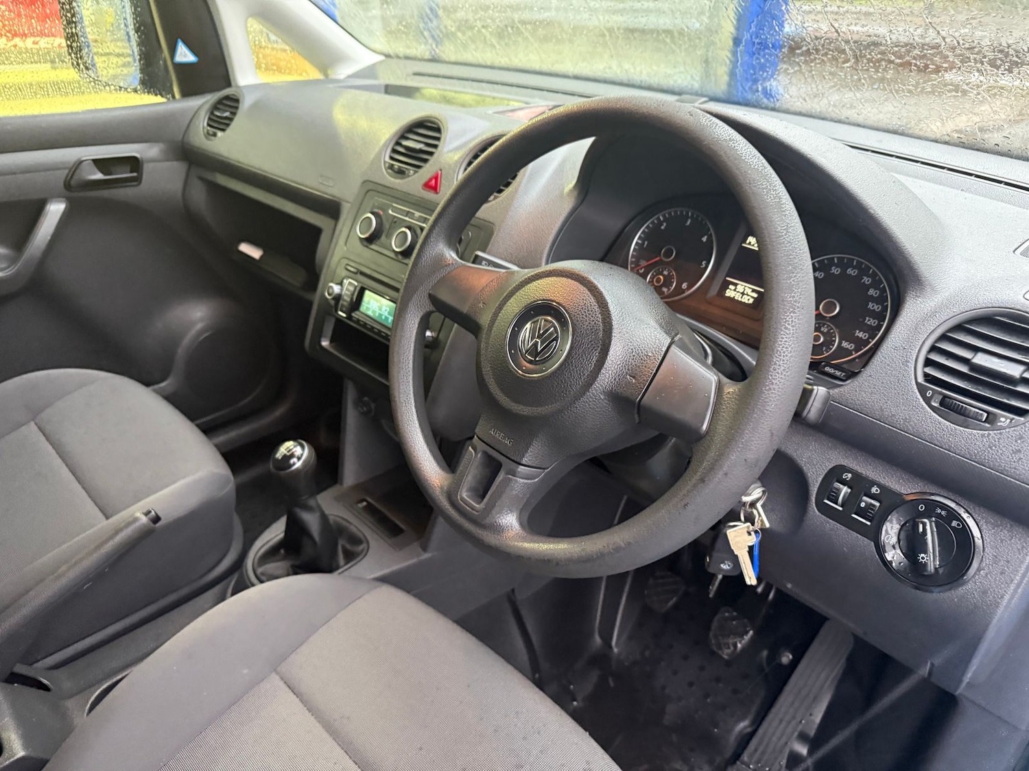 Used Volkswagen Caddy 2015 for sale - 76773527: Photo 11