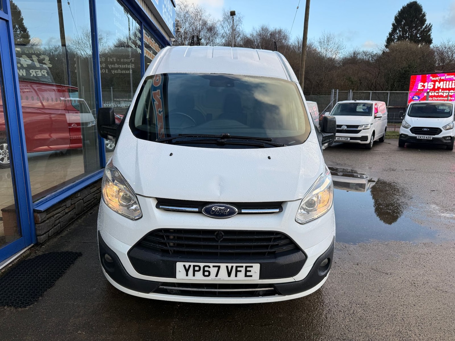 Used Ford Transit Custom 2017 for sale - 77122697: Photo 2