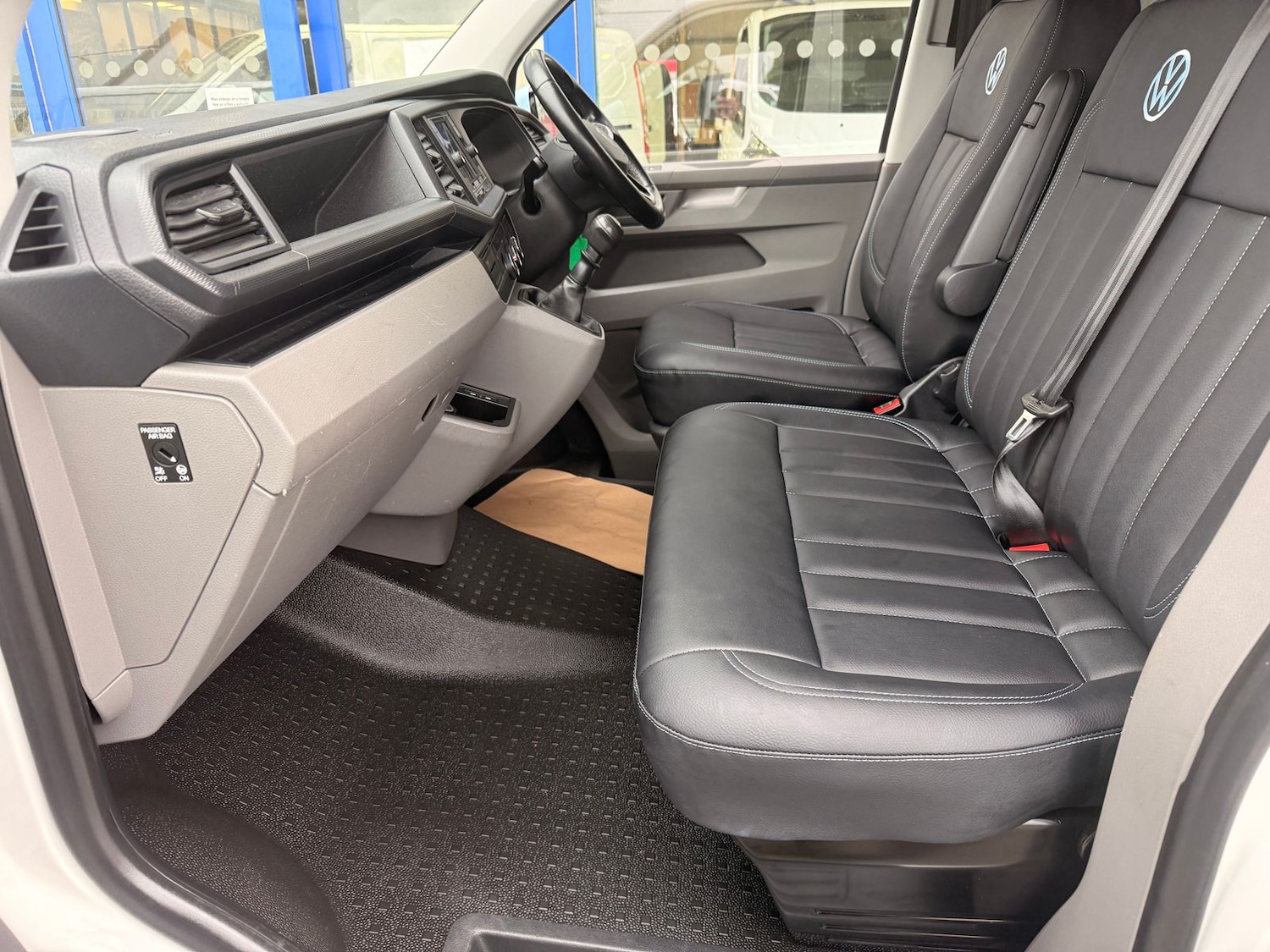 Used Volkswagen Transporter 2021 for sale - 77324777: Photo 10