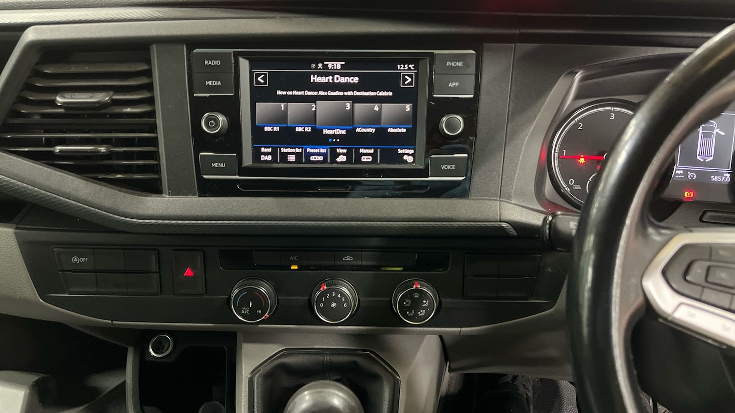 Used Volkswagen Transporter 2021 for sale - 76361666: Photo 7