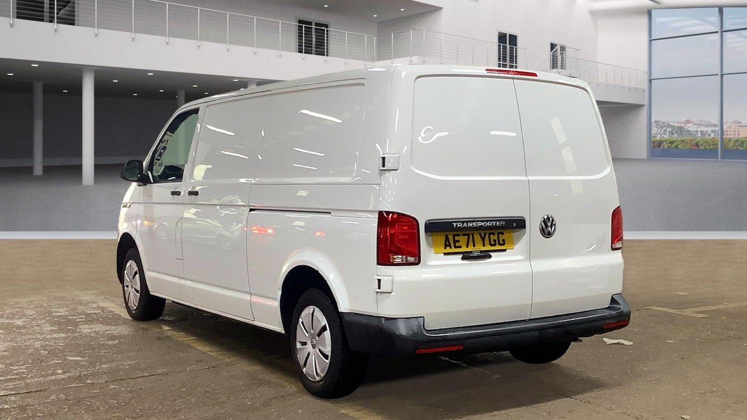 Used Volkswagen Transporter 2021 for sale - 76361673: Photo 4