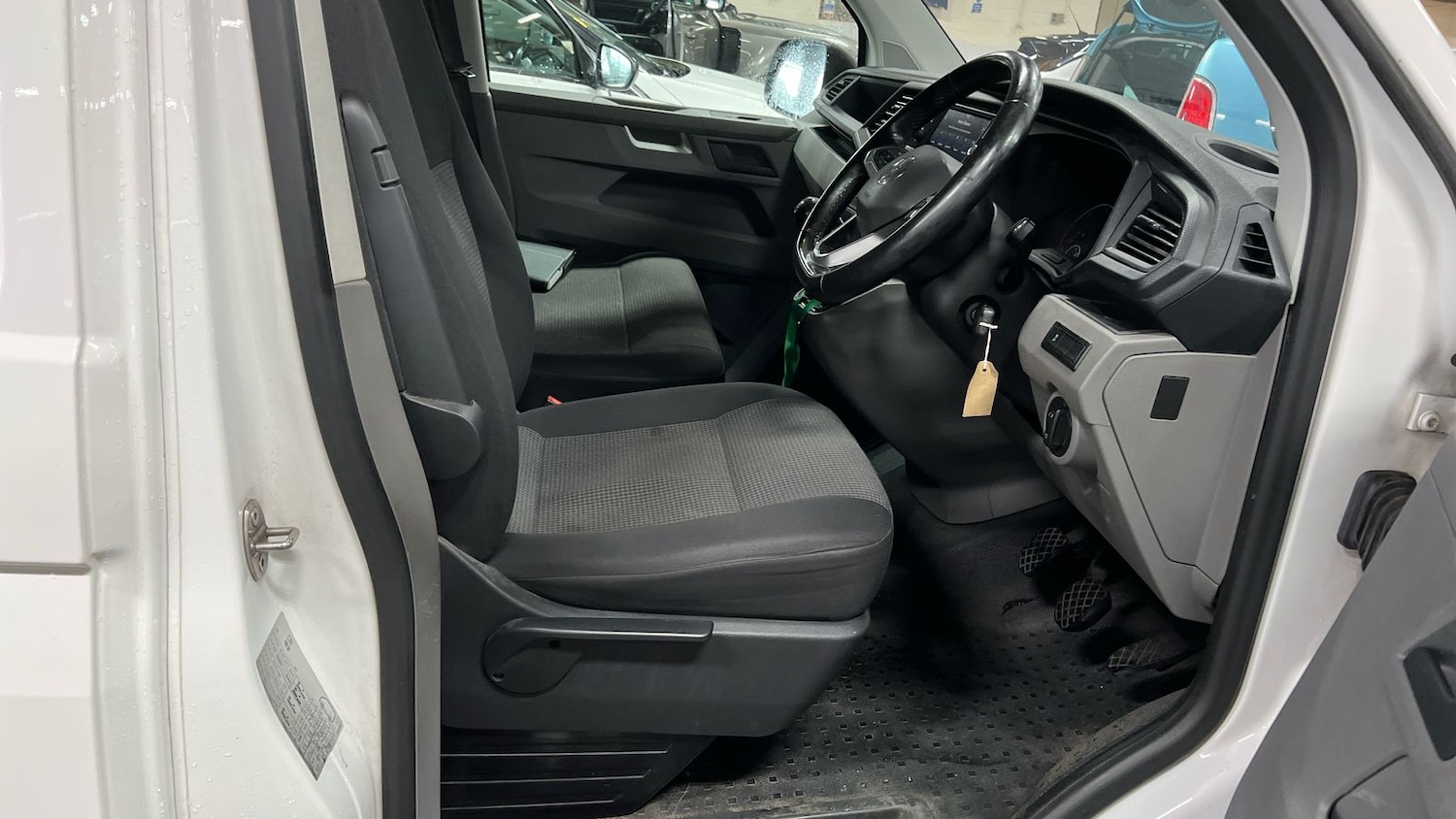 Used Volkswagen Transporter 2021 for sale - 76361673: Photo 6