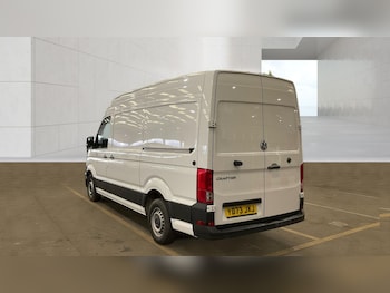 Used Volkswagen Crafter 2023 for sale - 78103119: Photo