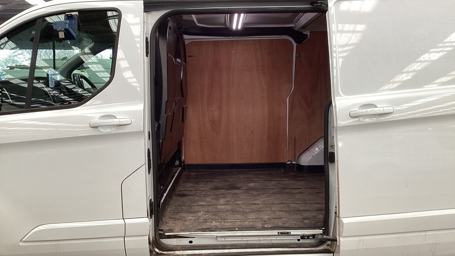 Used Ford Transit Custom 2023 for sale - 77755906: Photo 8