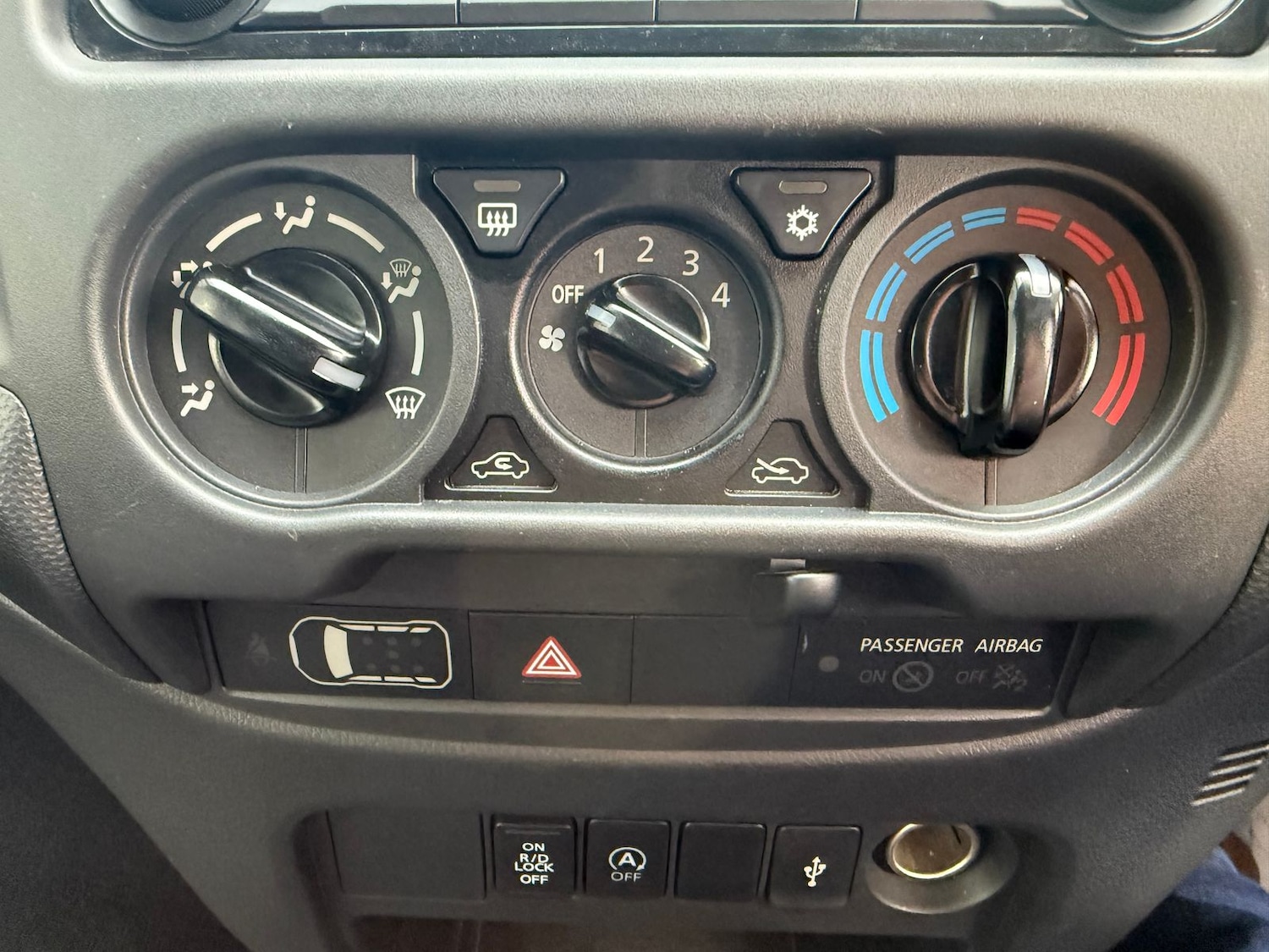 Used Mitsubishi L200 2020 for sale - 76338672: Photo 14