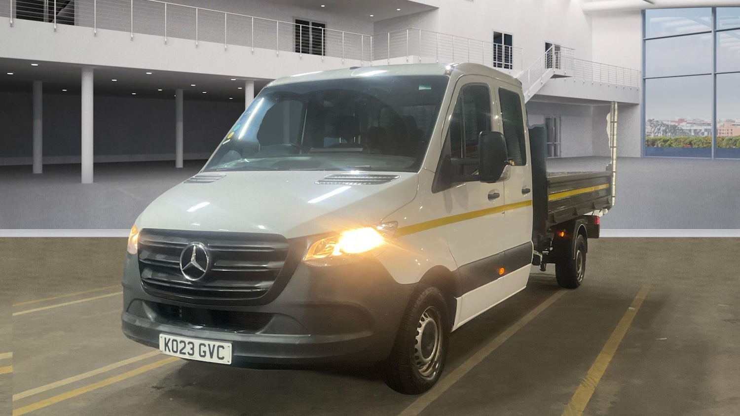 Used Mercedes-Benz Sprinter 2023 for sale - 76736810: Photo 1