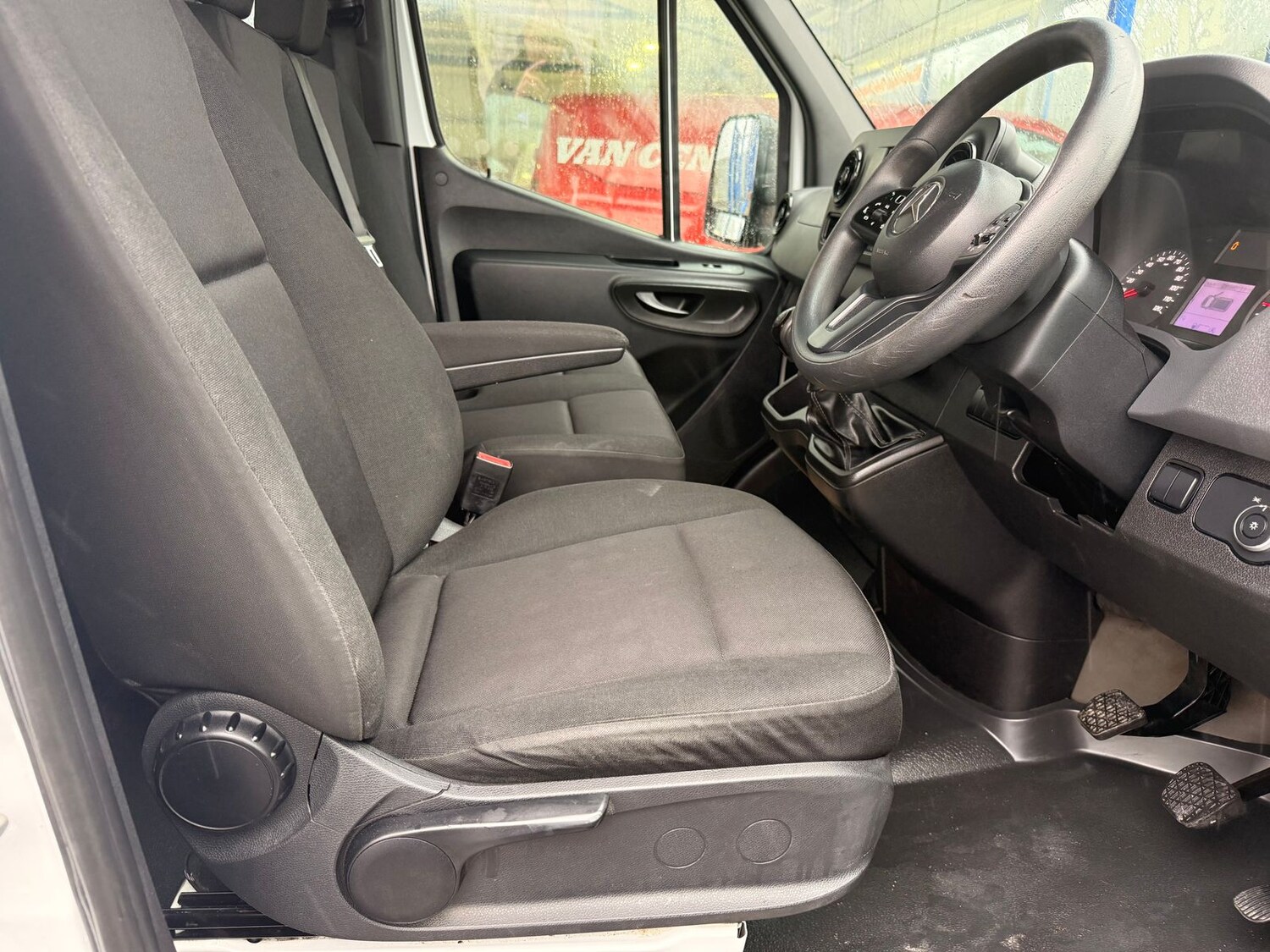 Used Mercedes-Benz Sprinter 2023 for sale - 76736810: Photo 11