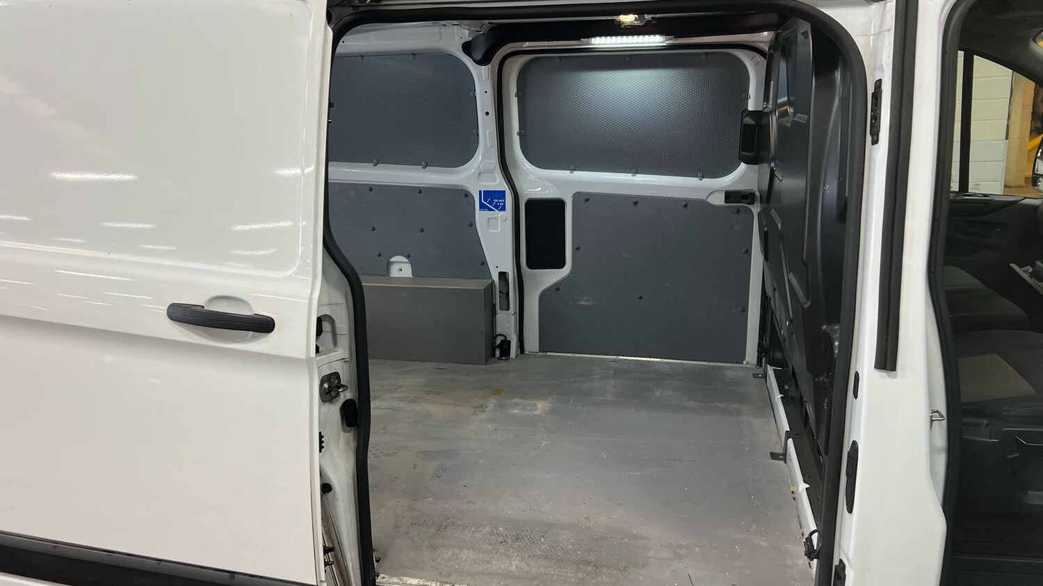 Used Ford Transit Custom 2023 for sale - 76003695: Photo 9
