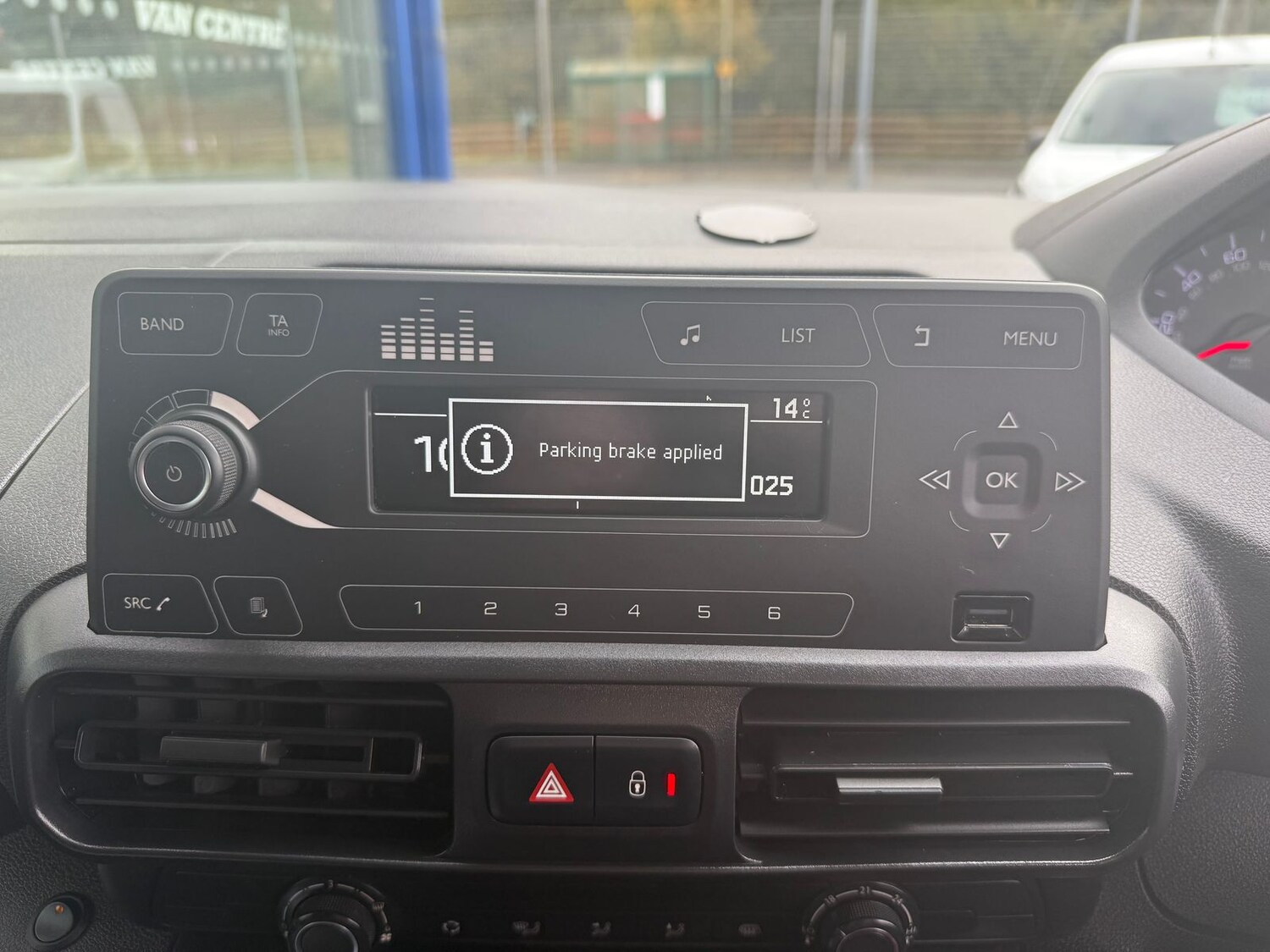 Used Peugeot Partner 2021 for sale - 76086544: Photo 15