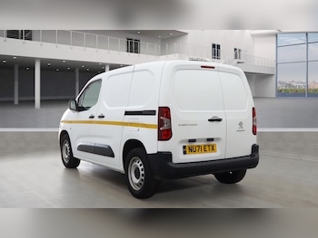 Used Peugeot Partner 2021 for sale - 76086544: Photo