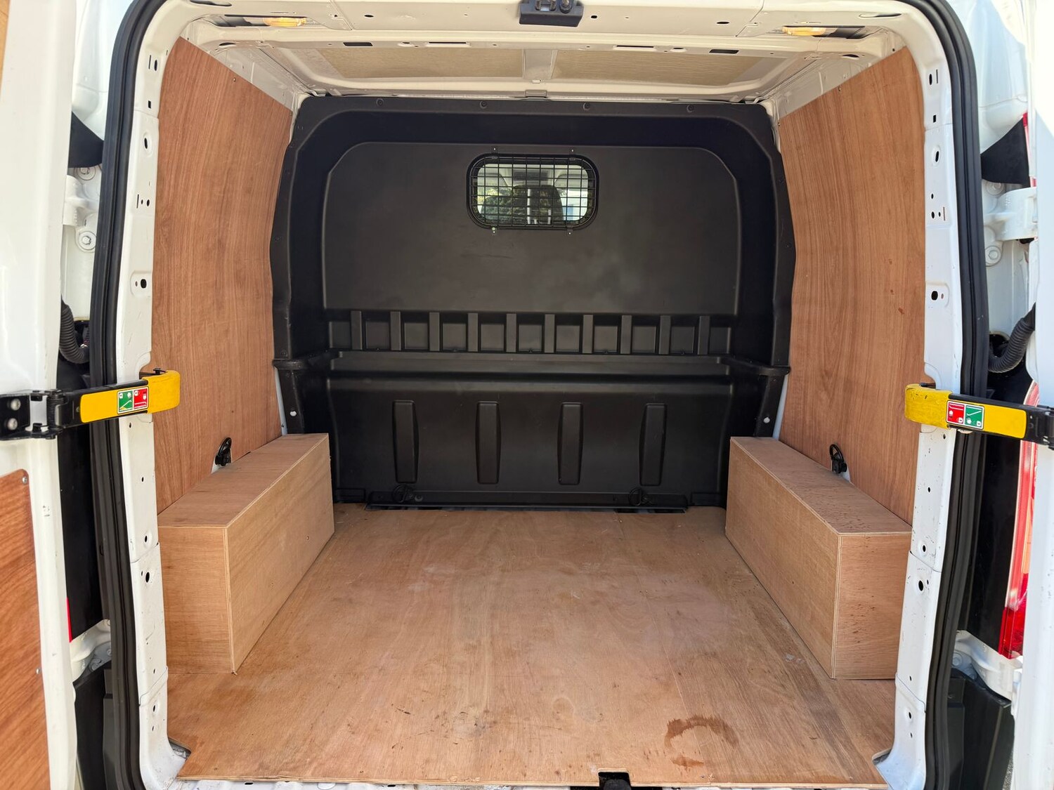 Used Ford Transit Custom 2020 for sale - 75917080: Photo 22