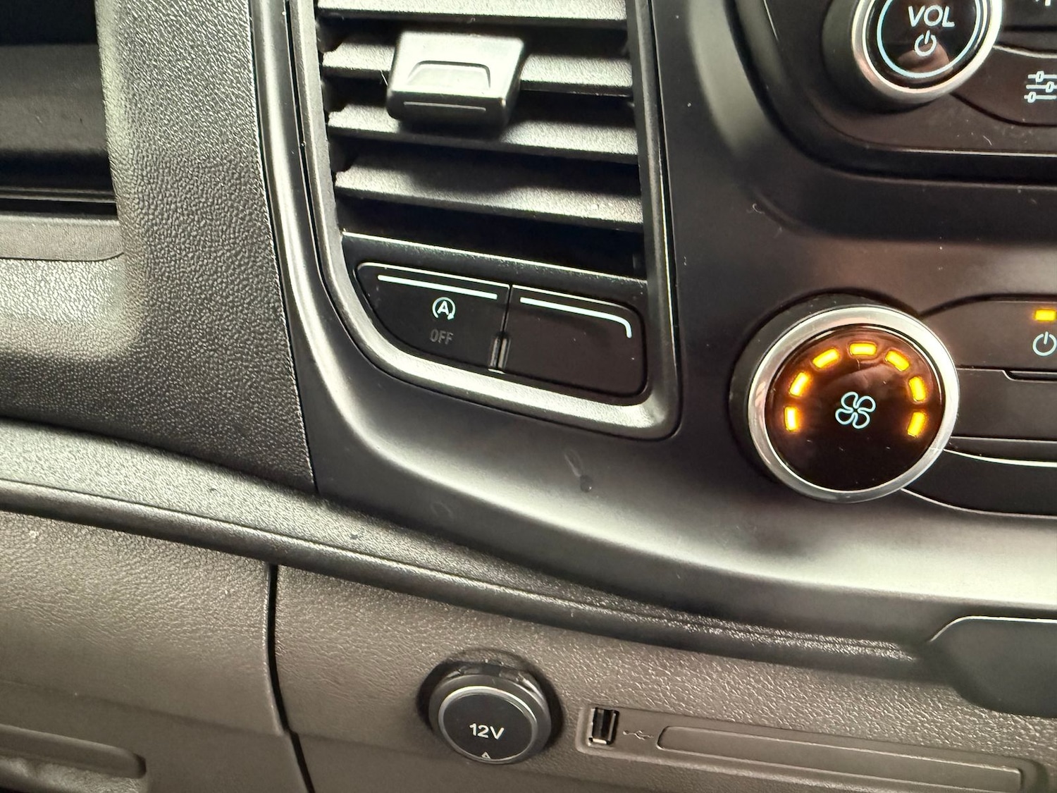 Used Ford Transit 2020 for sale - 76915219: Photo 15