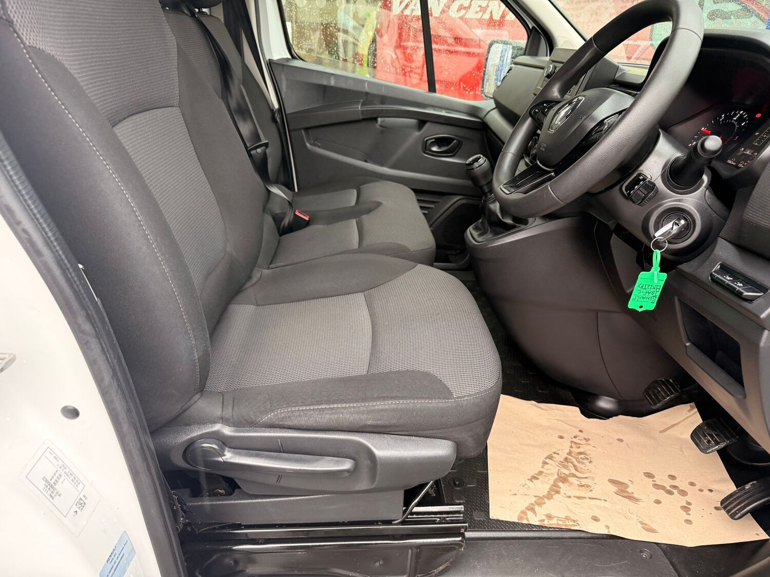 Used Renault Trafic 2022 for sale - 77232327: Photo 11