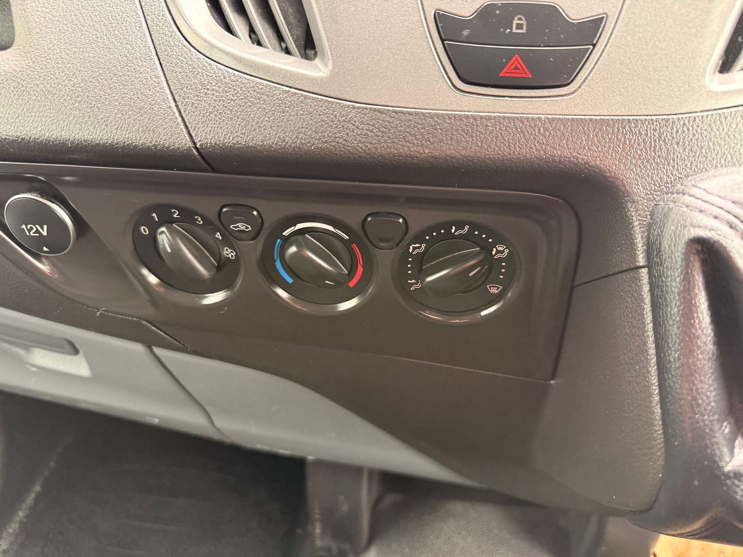 Used Ford Transit Custom 2015 for sale - 77471002: Photo 14