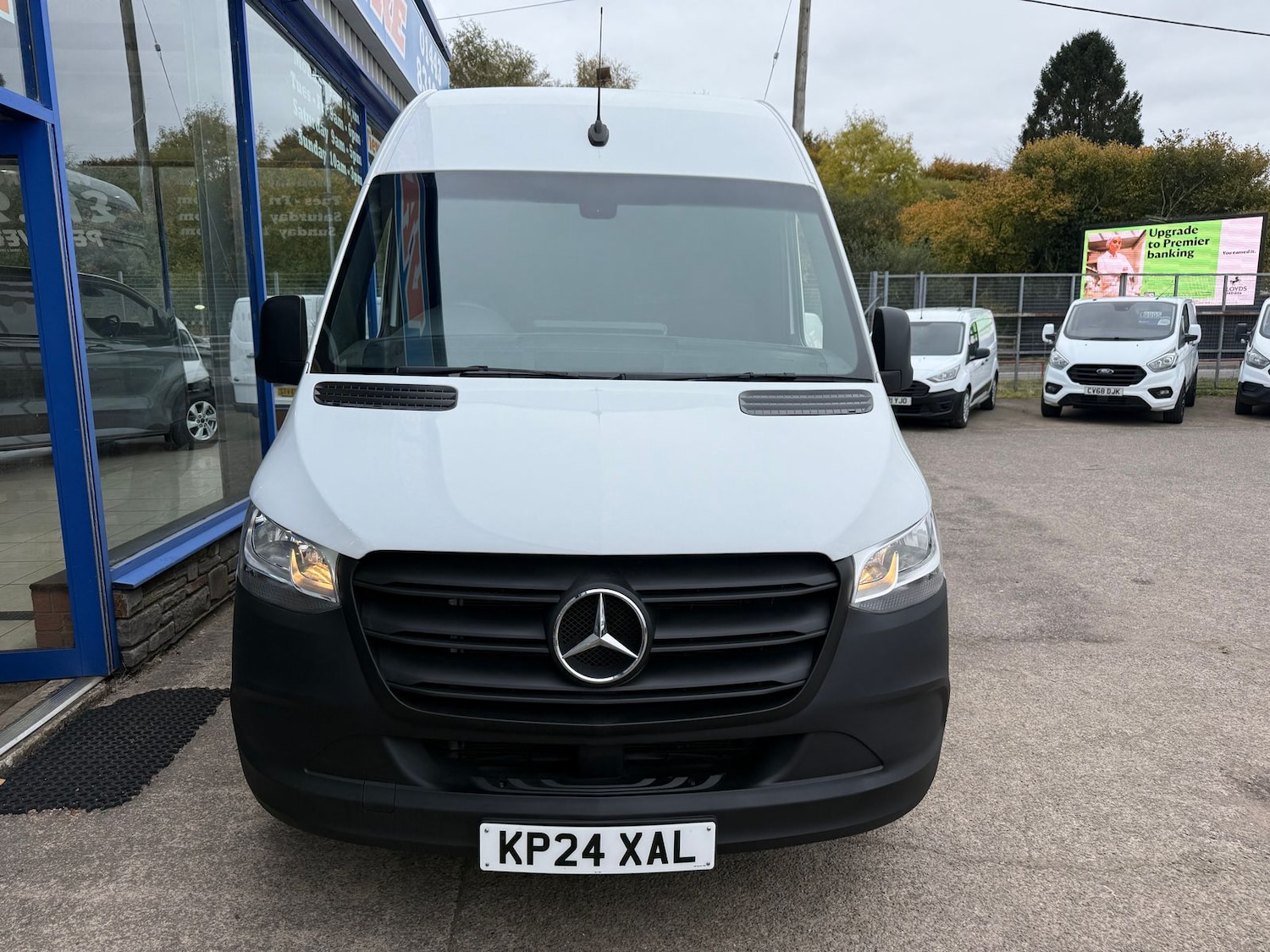 Used Mercedes-Benz Sprinter 2024 for sale - 76023130: Photo 2