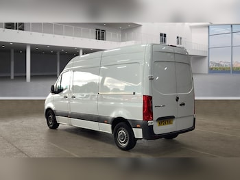 Used Mercedes-Benz Sprinter 2024 for sale - 76023130: Photo
