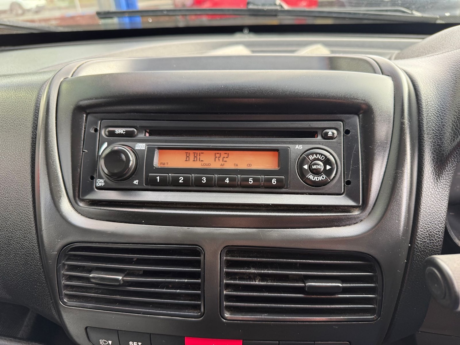 Used Vauxhall Combo 2017 for sale - 76915202: Photo 13