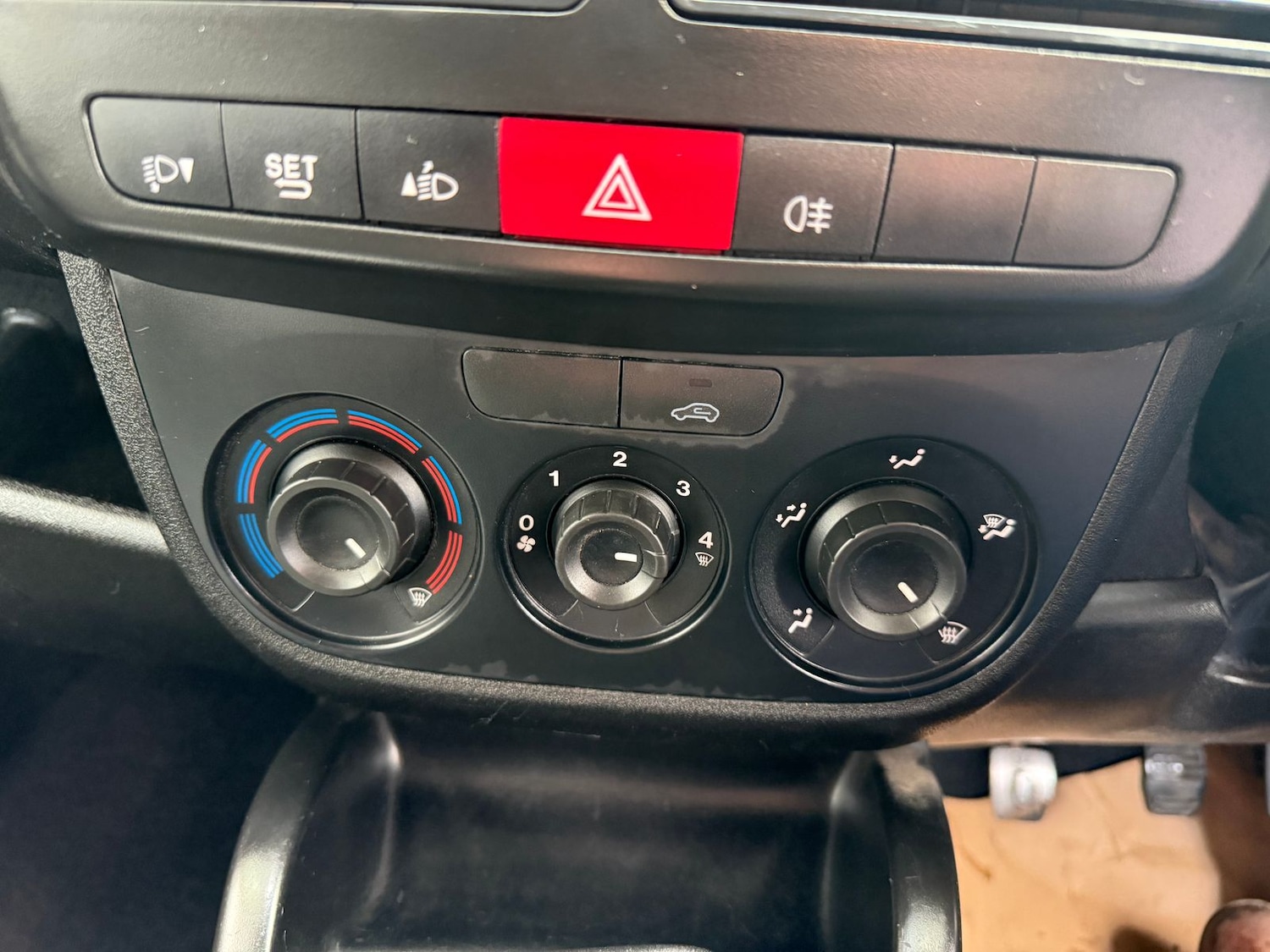 Used Vauxhall Combo 2017 for sale - 76915202: Photo 14