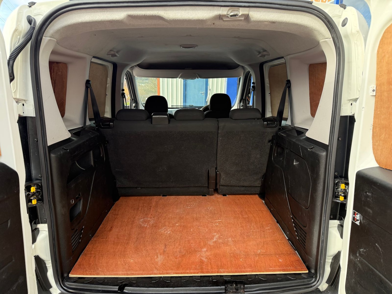 Used Vauxhall Combo 2017 for sale - 76915202: Photo 18