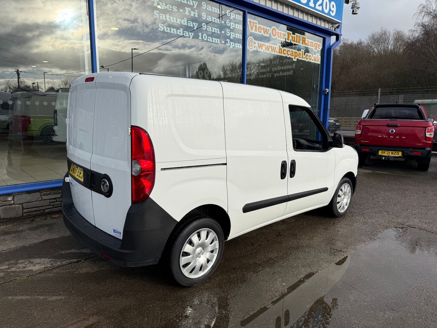 Used Vauxhall Combo 2017 for sale - 76915202: Photo 6