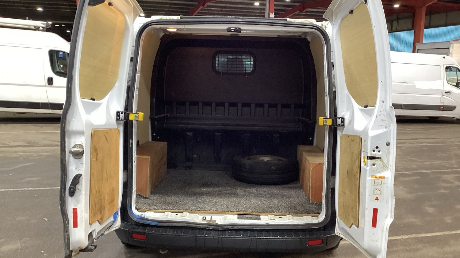 Used Ford Transit Custom 2022 for sale - 77618450: Photo 8