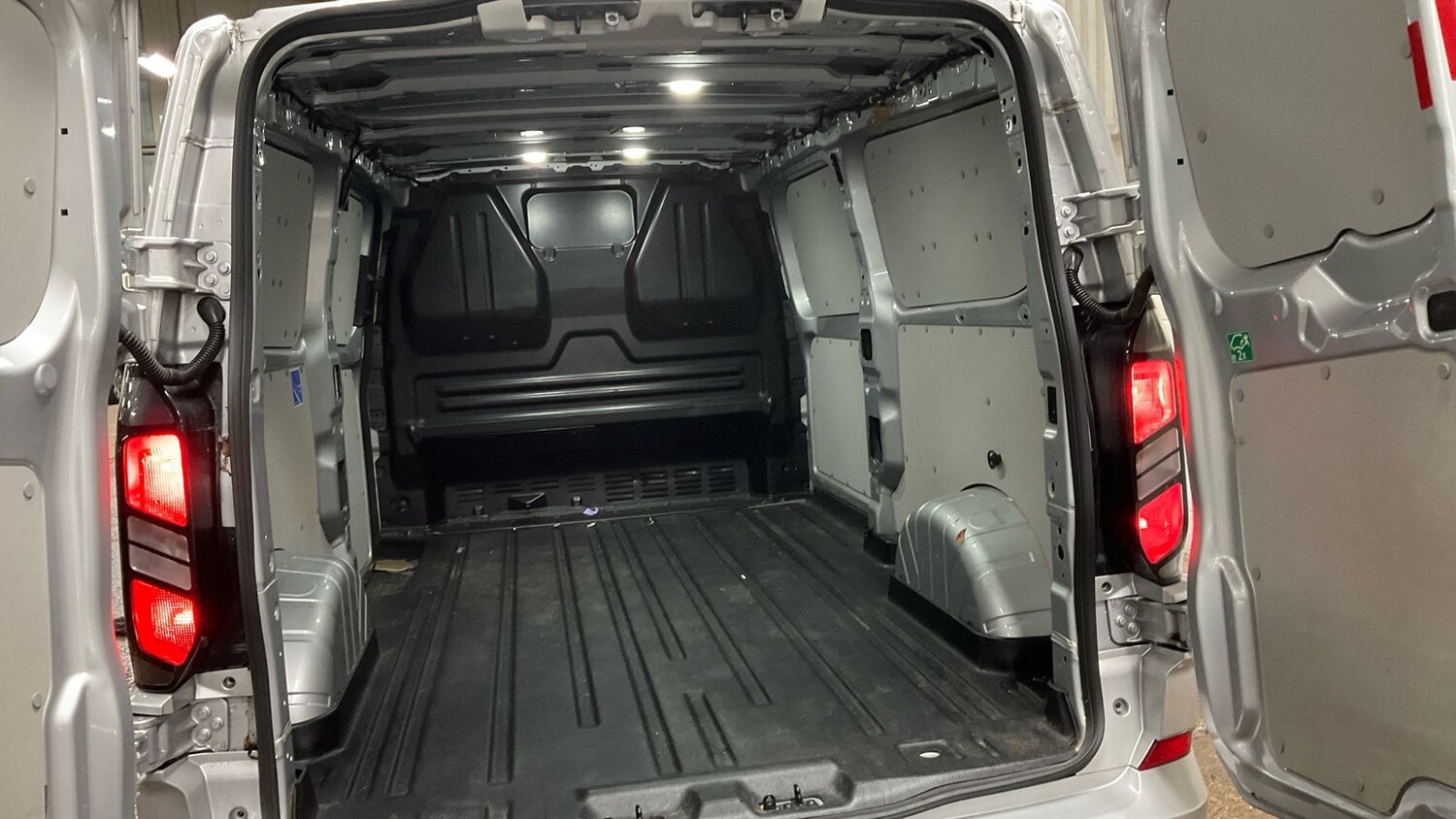 Used Ford Transit Custom 2024 for sale - 77588679: Photo 8