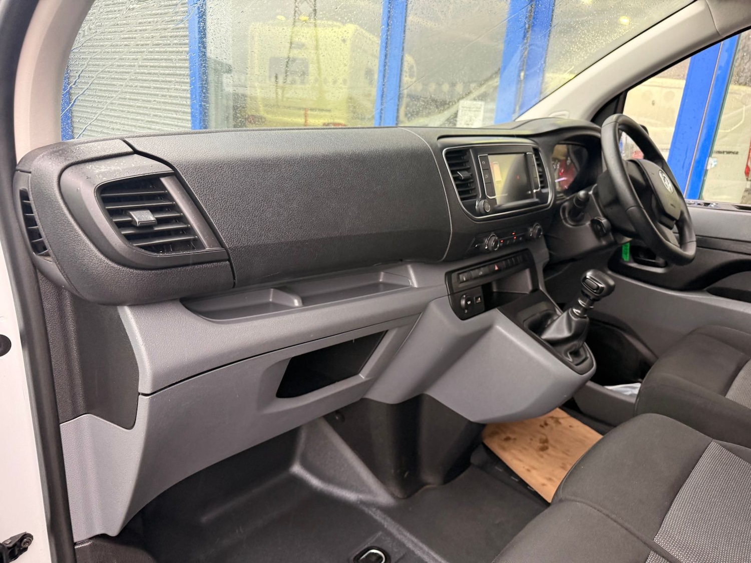 Used Vauxhall Vivaro 2022 for sale - 76736816: Photo 10