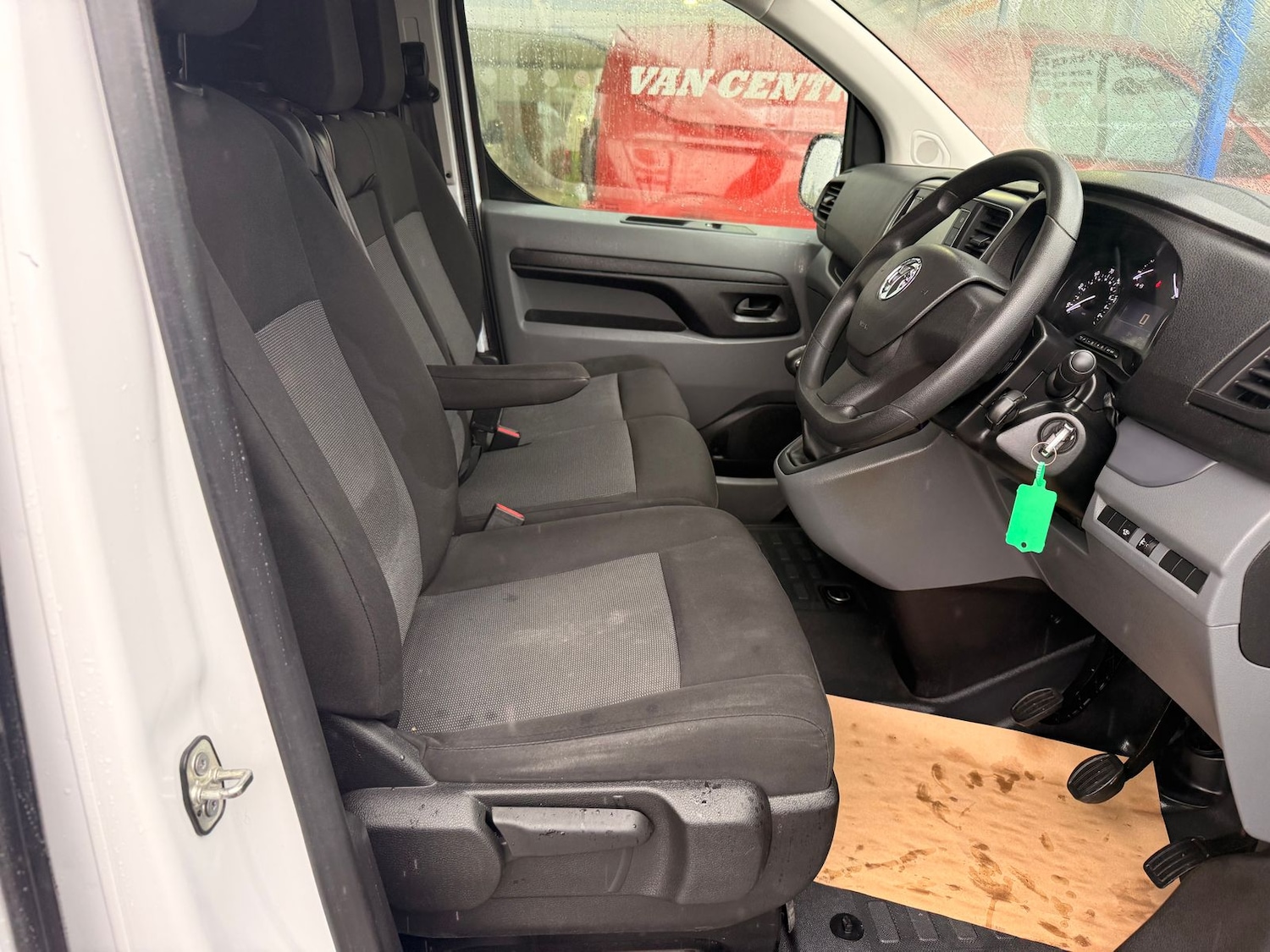 Used Vauxhall Vivaro 2022 for sale - 76736816: Photo 11