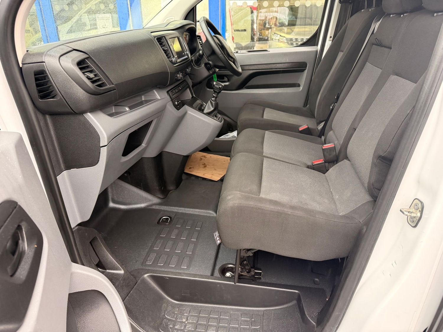 Used Vauxhall Vivaro 2022 for sale - 76736816: Photo 9