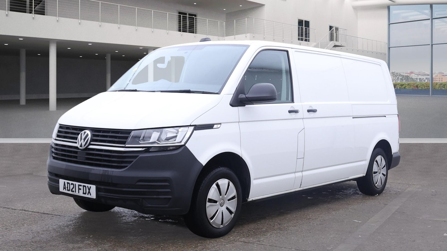 Used Volkswagen Transporter 2021 for sale - 76514664: Photo 1