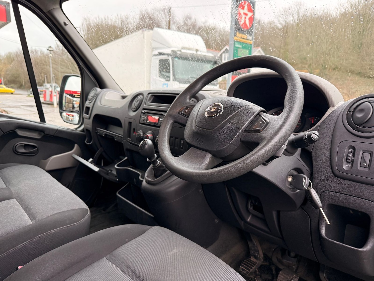 Used Nissan NV400 2016 for sale - 77685850: Photo 8