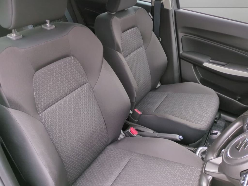 Used Suzuki Swift 2023 for sale - 77821574: Photo 11