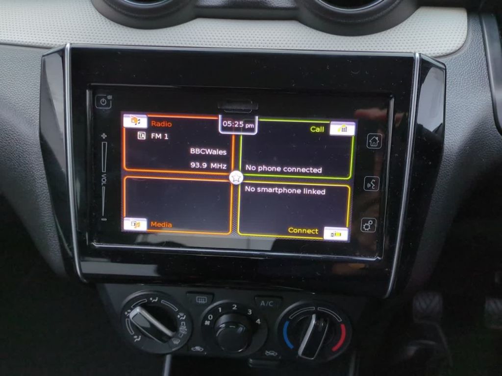 Used Suzuki Swift 2020 for sale - 77805379: Photo 15