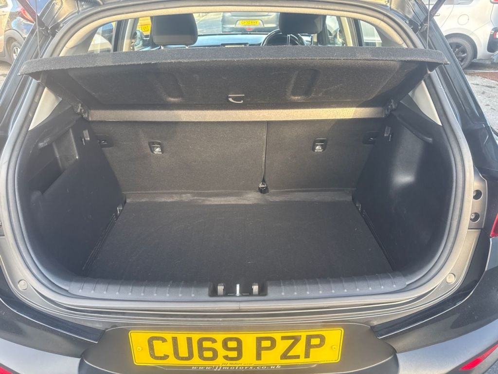 Used Kia Stonic 2019 for sale - 76641946: Photo 12